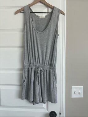 Dear Apple Heather Grey Romper S